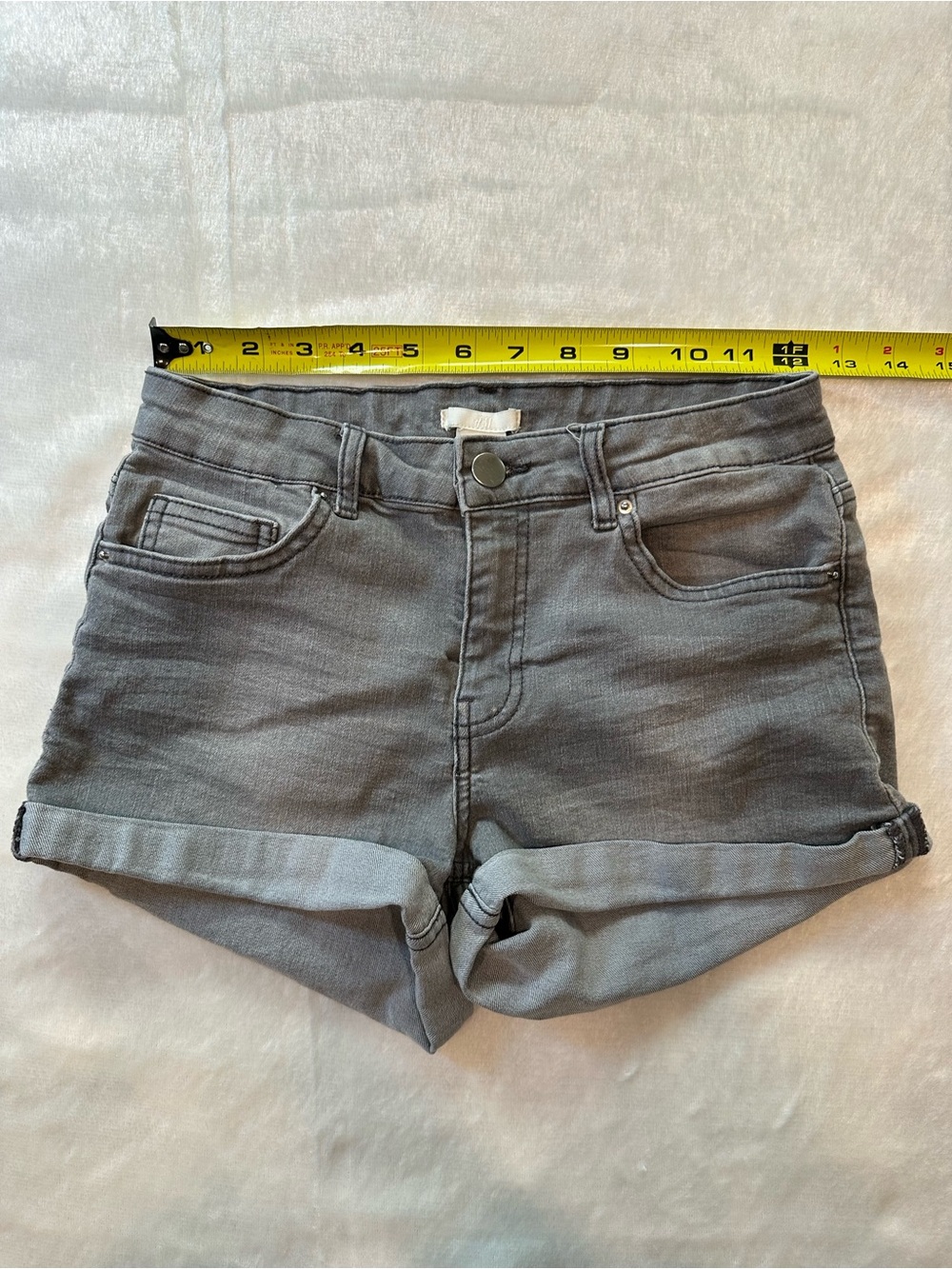 3 Small Denim Shorts Bundle Size 0, 4, 2 - Picture 8 of 16